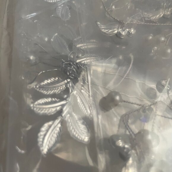 Bridal Pearl & Rhinestone Leaf Hair Accessory Set - Picture 2 of 8